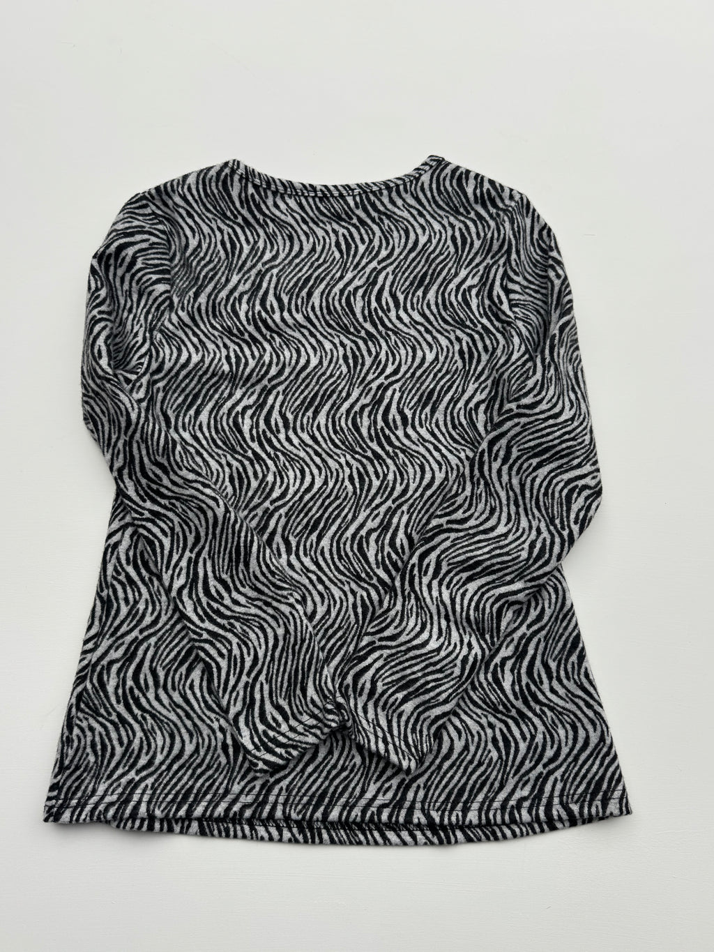 Y2K Fluffy Zebra Long Sleeve | 8 |