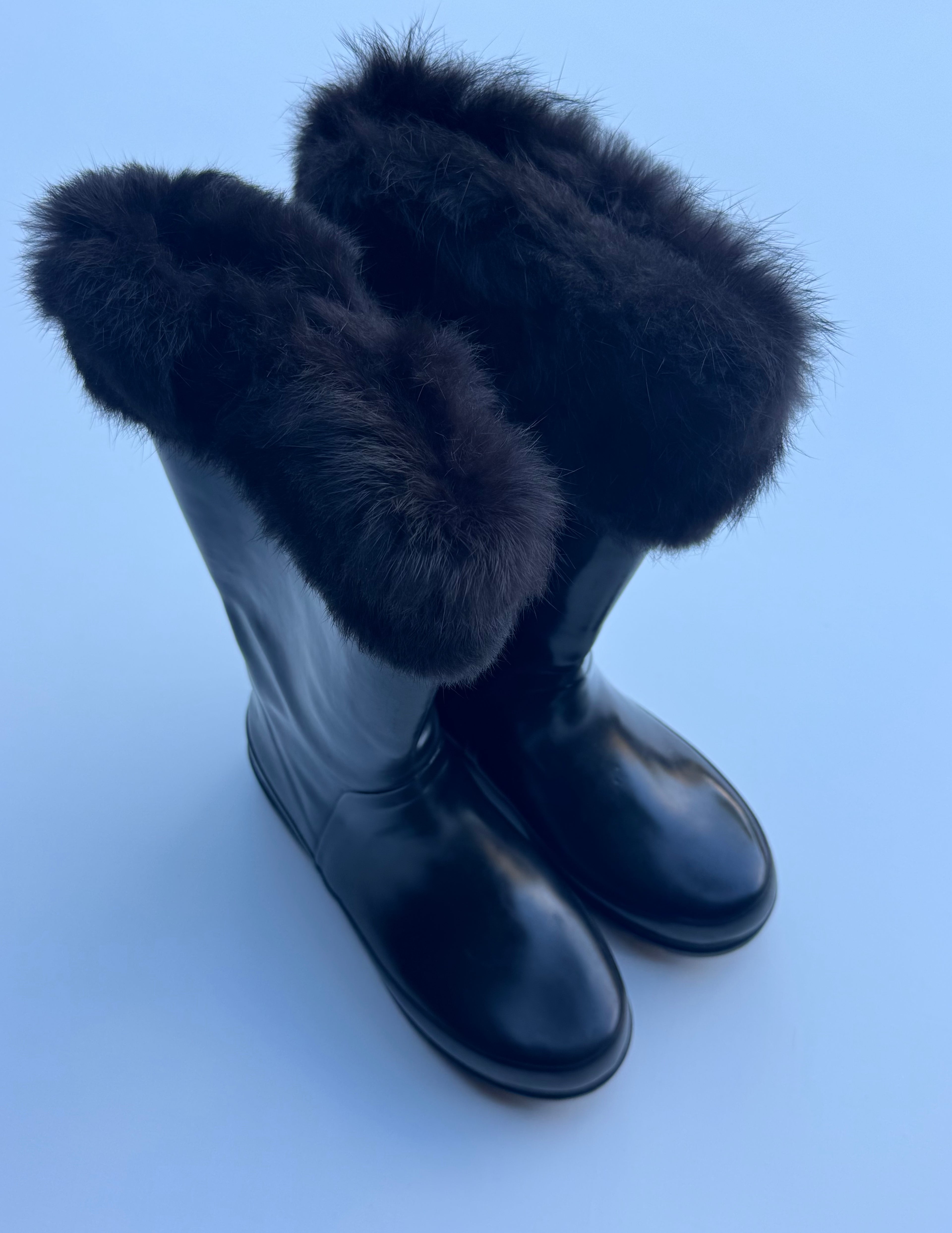 Vintage Coach Fur Boots | 6US |