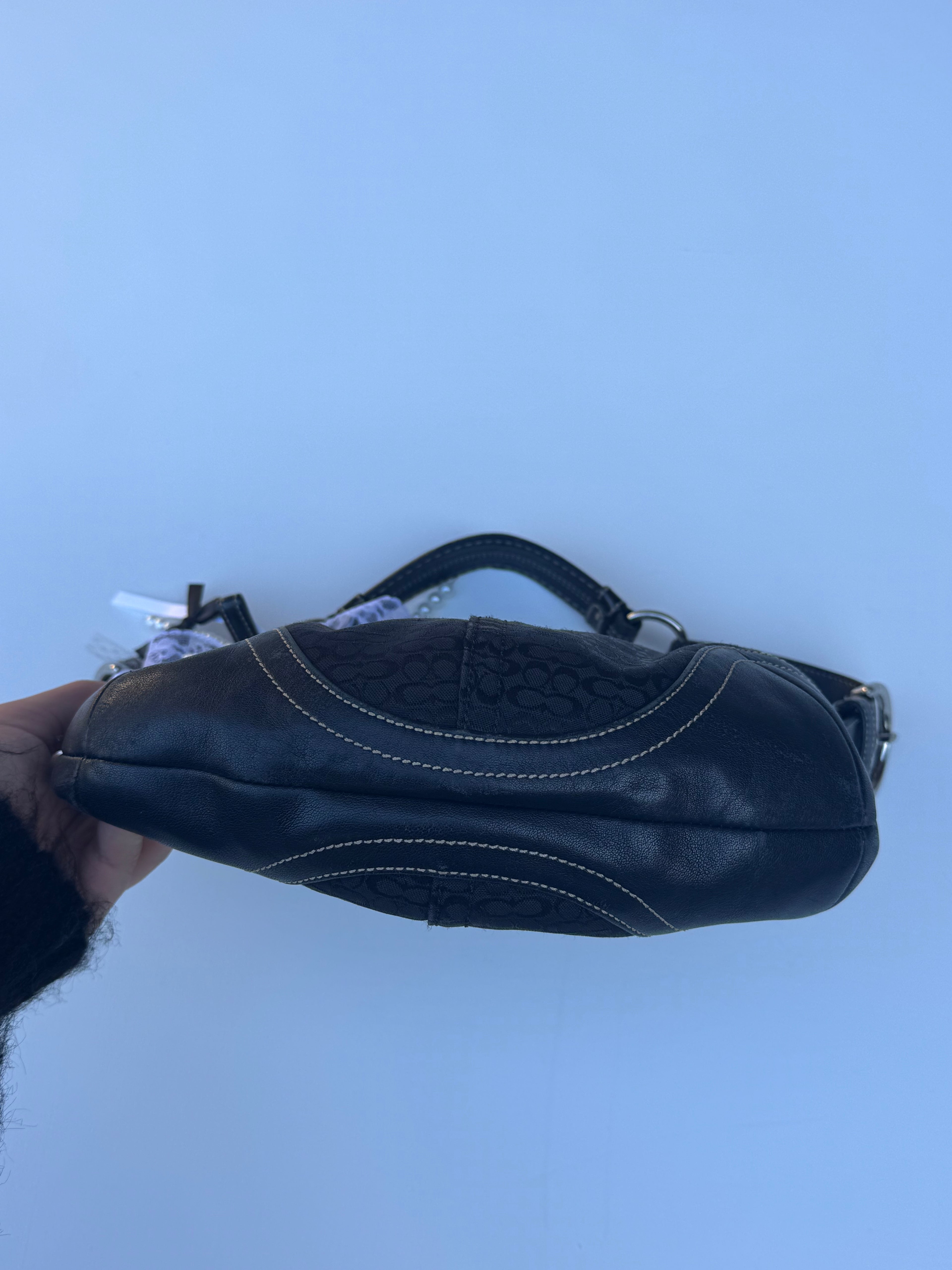Vintage Coach Soho Hobo Medium Shoulder Bag - Black