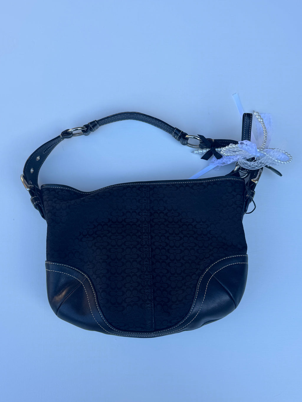 Vintage Coach Soho Hobo Medium Shoulder Bag - Black