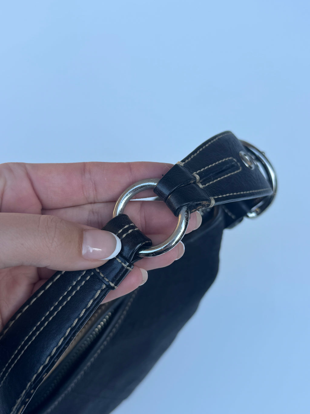 Vintage Coach Soho Hobo Medium Shoulder Bag - Black